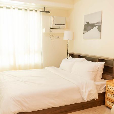 Amora Suites At The Beacon Makati Manila Kültér fotó