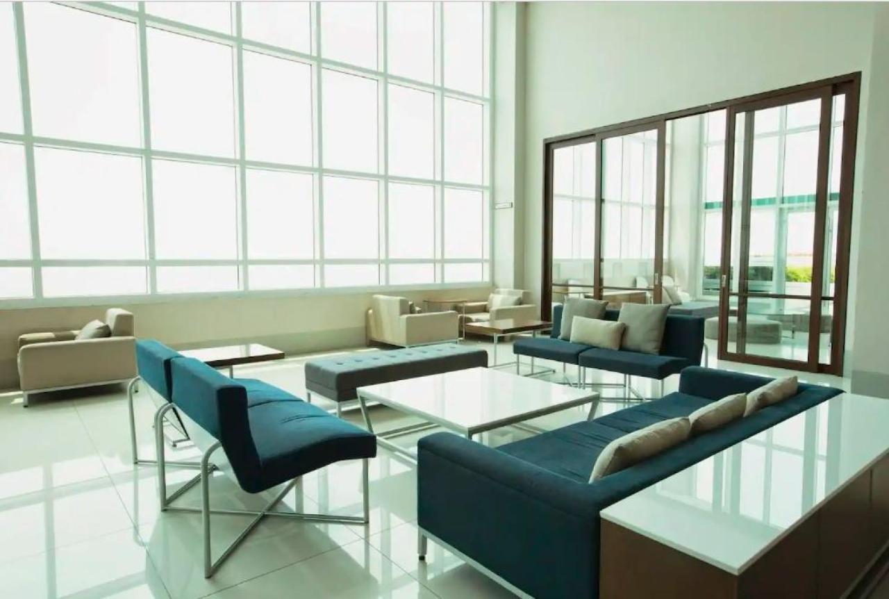 Amora Suites At The Beacon Makati Manila Kültér fotó