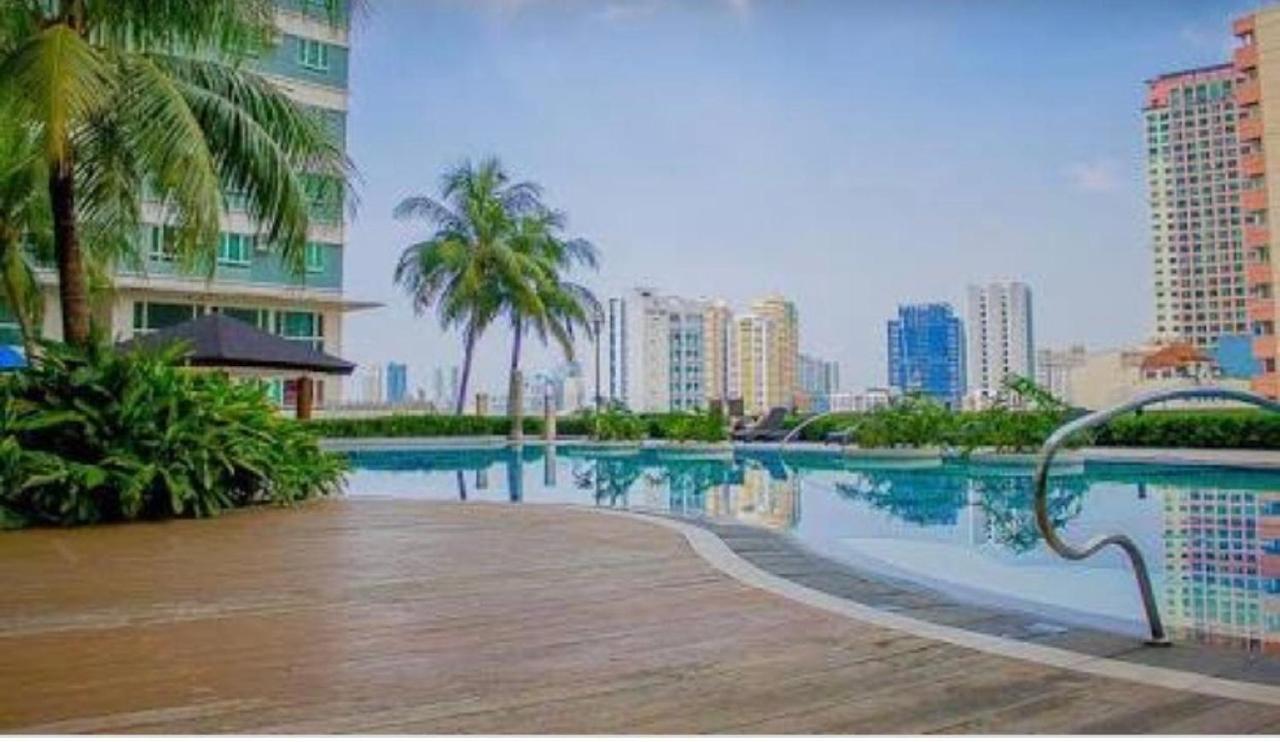 Amora Suites At The Beacon Makati Manila Kültér fotó