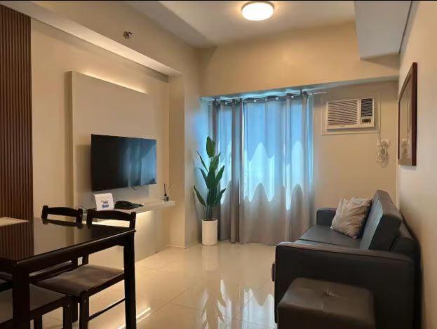Amora Suites At The Beacon Makati Manila Kültér fotó